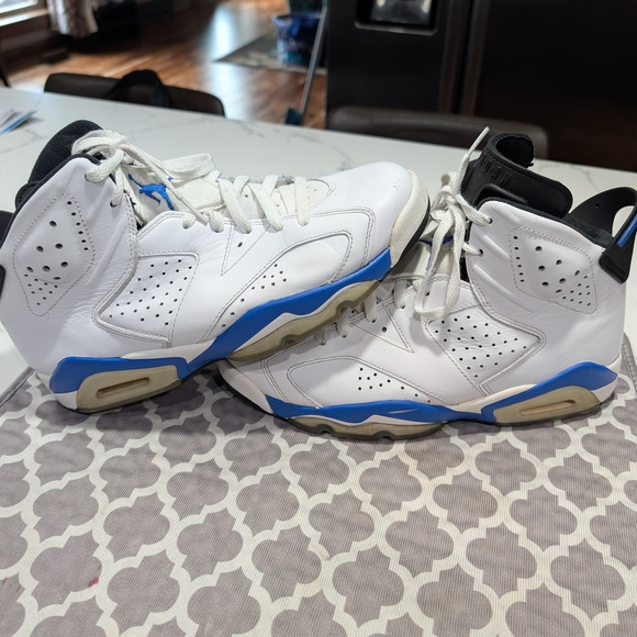 Jordan 6 Retro Racer Blue - Picture 2 of 10
